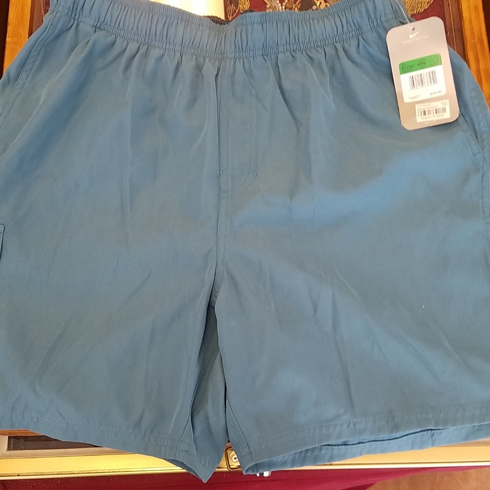 Mens Nike swim shorts size large NWT